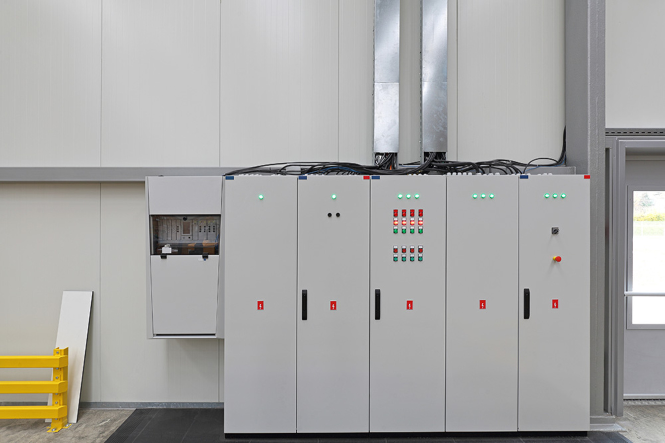 Mess- & Wandler­anlagen bei Elektro Engelhardt GmbH & Co. KG in Röttingen